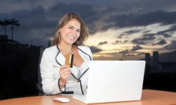 4 Must-Have Apps for Online Shoppers